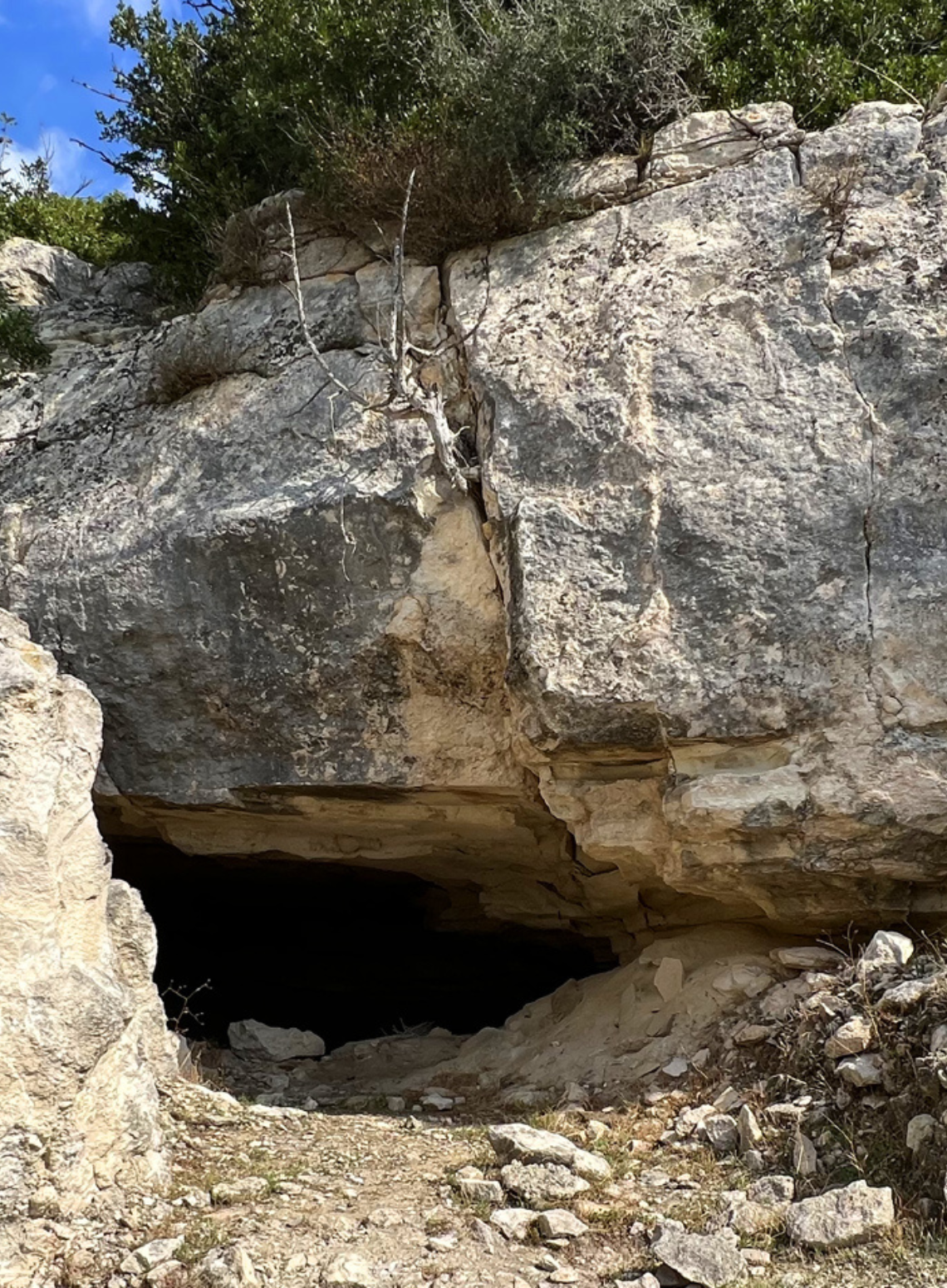 Ladopouli Cave in Anogyra Village